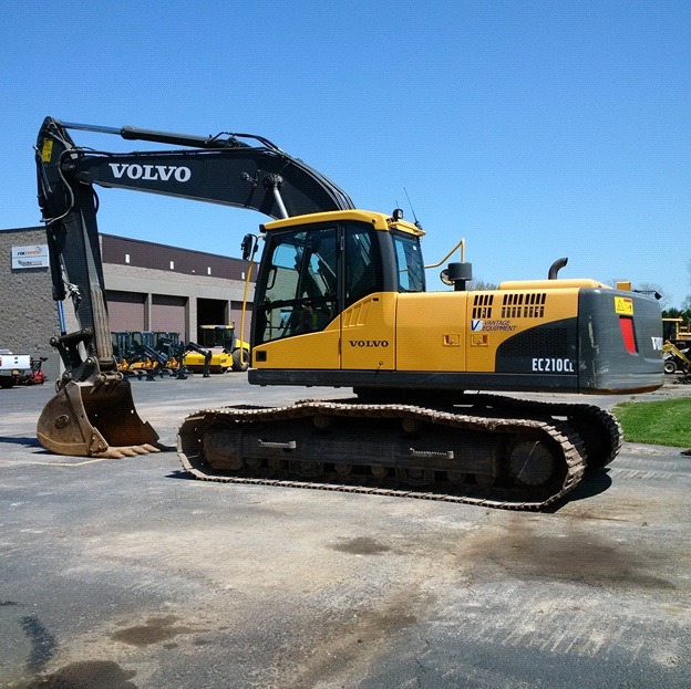 Mini vs Standard Excavator Rental Rocrents Rochester NY